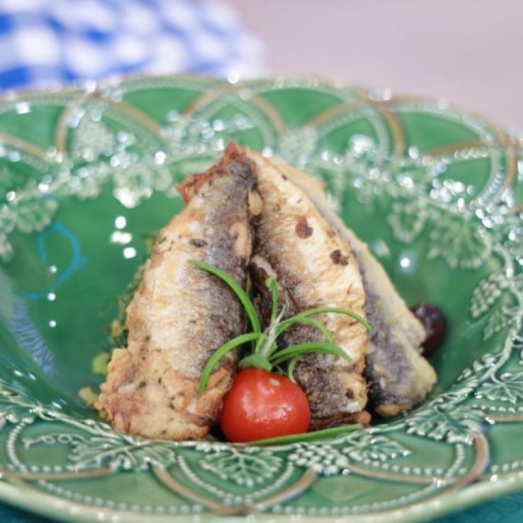 Filete de Sardinha sobre Esmagado de Couve Galega e Batata